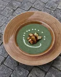 CHUTNEJ polévka z poledního menu